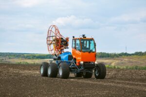 Самоходный опрыскиватель-разбрасыватель «Туман-1М»