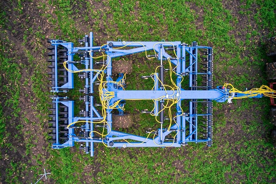 чизельно-дисковый культиватор